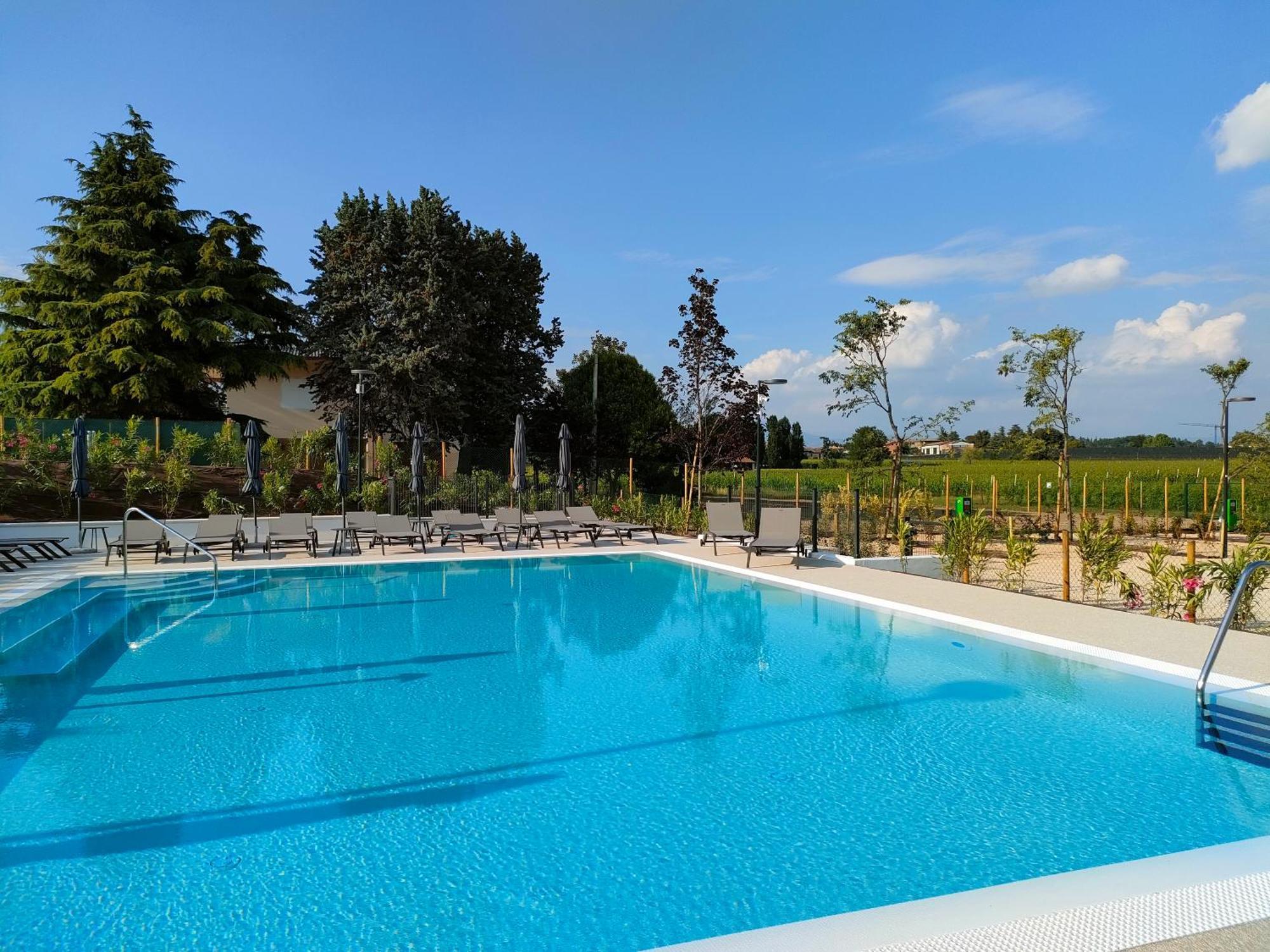 I Campi Wine Relais Hotel Ronchi  Exterior photo