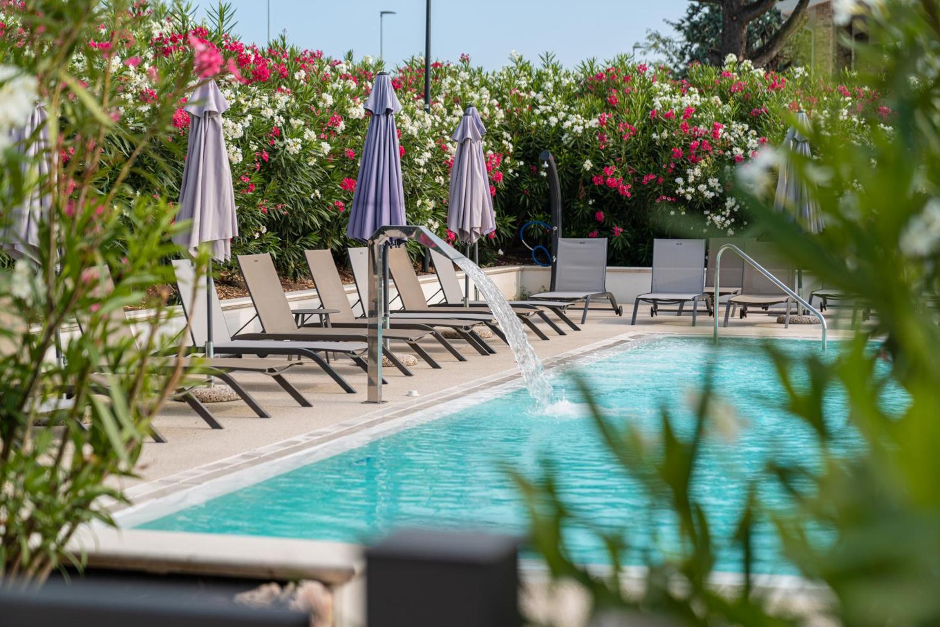 I Campi Wine Relais Hotel Ronchi  Exterior photo